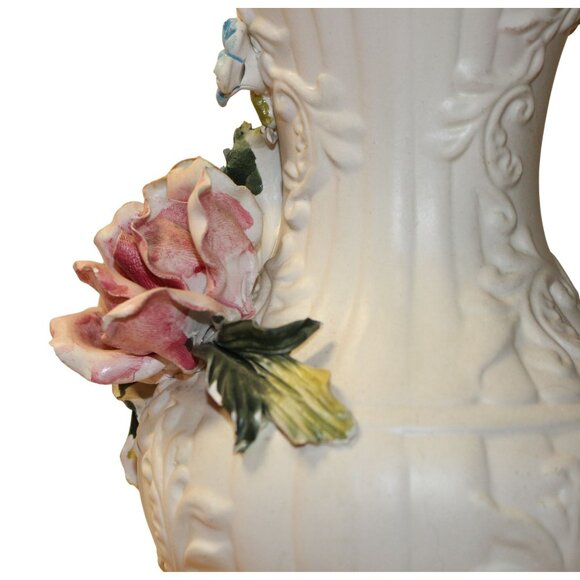 Vtg Italian Capodimonte Porcelain Footed Vase w/Handcrafted Roses Floral - Picture 11 of 12